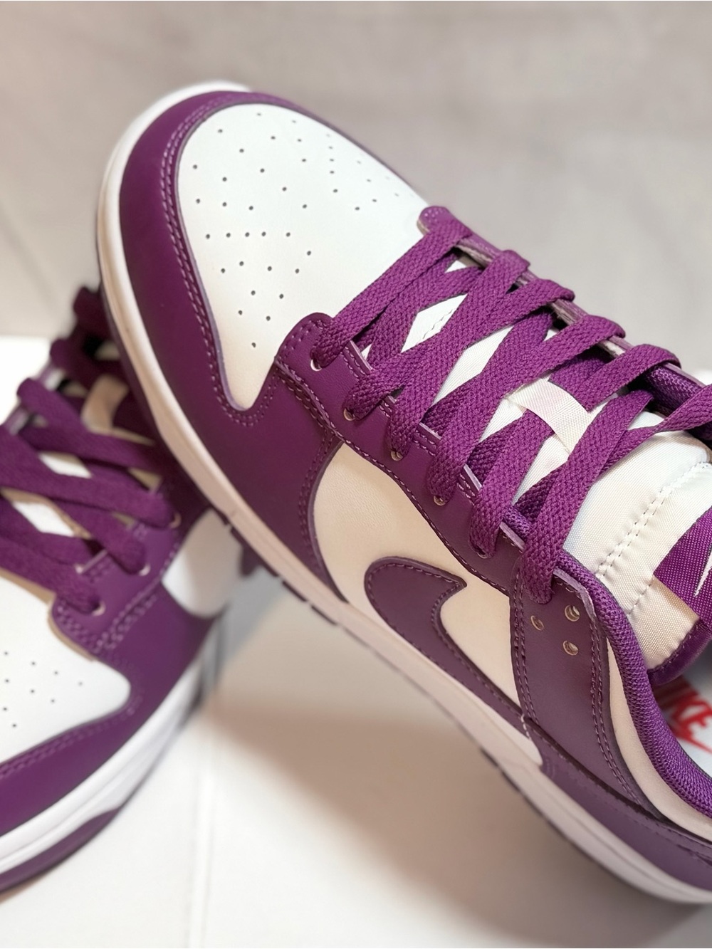 Nike Purple and White Low-Top Sneakers - Picture 1 of 10